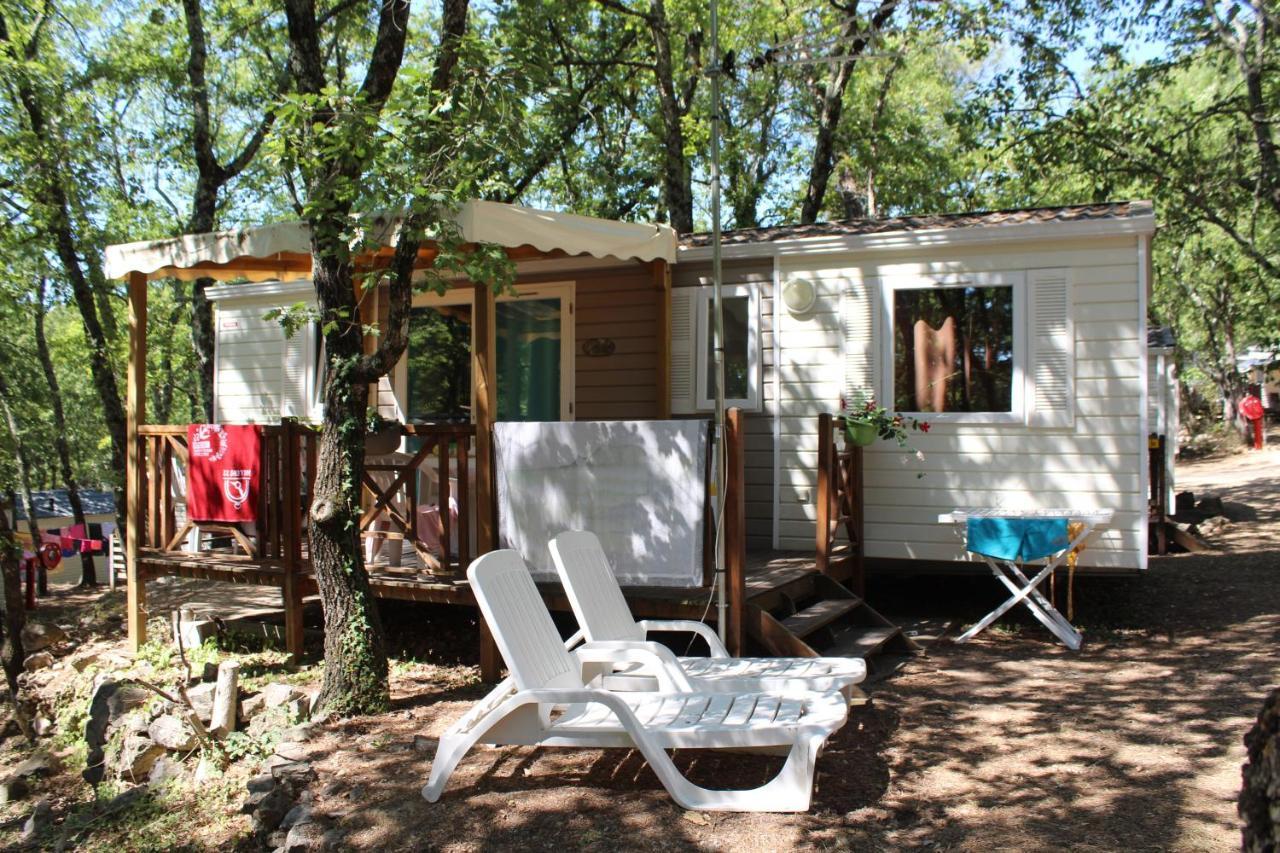 Camping Le Parc Saint-Paul-en-Forêt Exterior foto